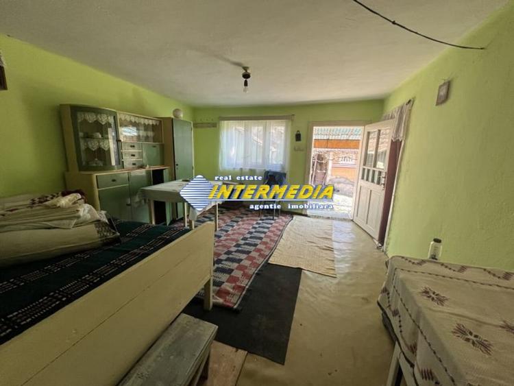 Casă individuală cu 3 camere cu Teren 1300 Mp în Cricău