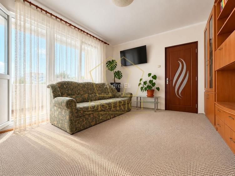 Apartament 3 camere de vanzare, zona Circumvalatiunii