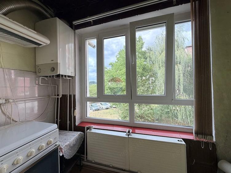 Apartament cu 2 camere decomandat în Vitrometan