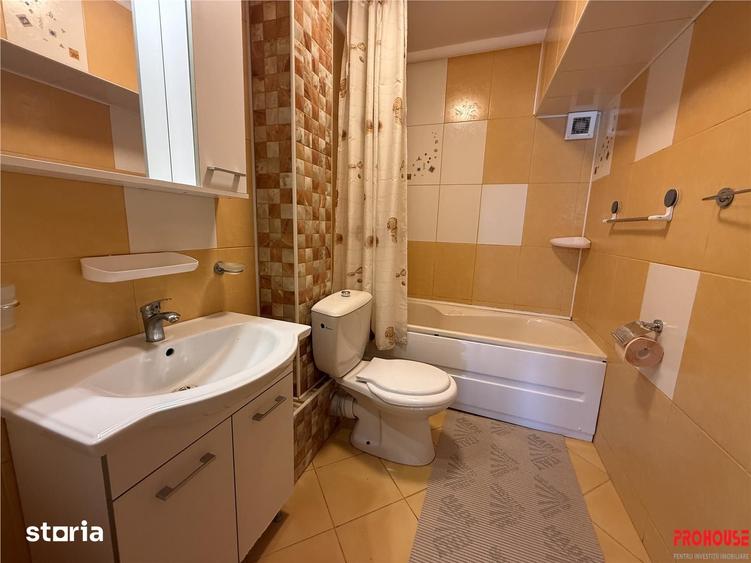 Apartament cu 3 camere decomandat în Mioriței
