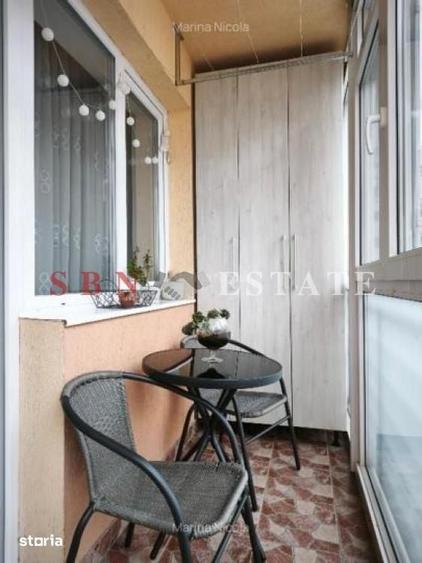 Apartament cu 3 camere decomandat, mobilat în Titan