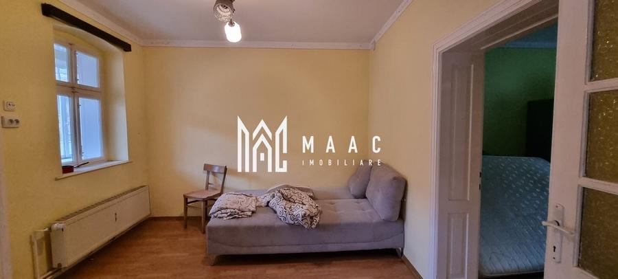 Casă individuală cu 9 camere cu Canalizare în Șeica Mare