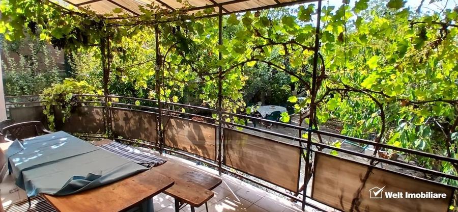 Casă individuală cu 7 camere cu Canalizare în Gruia