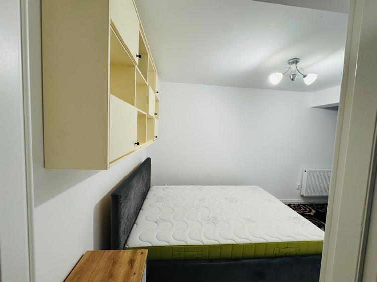 Apartament cu 2 camere semidecomandat în Hlincea