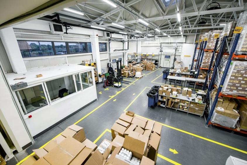 Spațiu industrial, de 1,570 mp, în Tunari