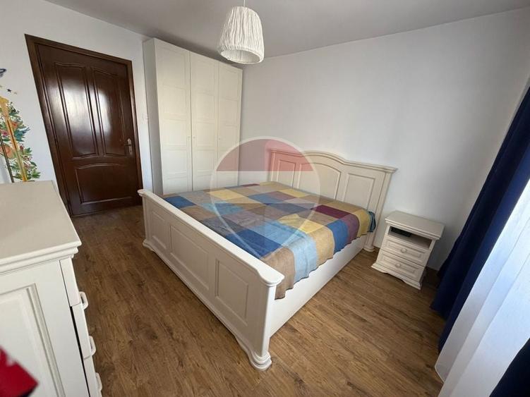 Apartament cu 3 camere decomandat în Brazda lui Novac