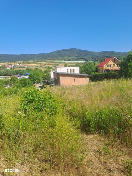 Teren de 1200 mp, în Central