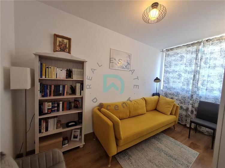 Apartament cu 3 camere decomandat, mobilat în Răcădău