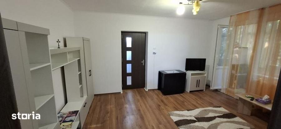 Inchiriez apartament 2 camere Craiovei - 1