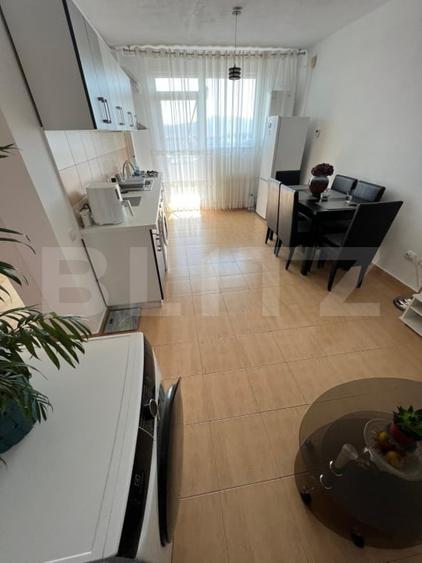 Apartament cu 2 camere decomandat, mobilat în Est