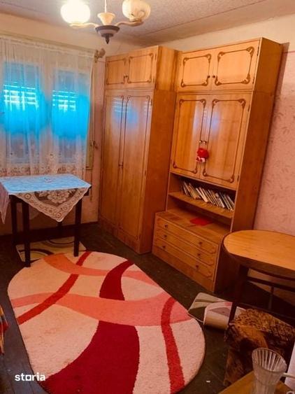 Casă cu 4 camere cu Teren 90 Mp în Pomezeu