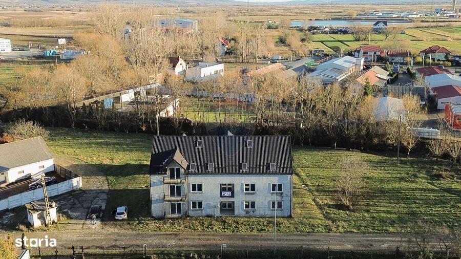 De vanzare bloc la gri format din 9 apartamente Radauti - 12