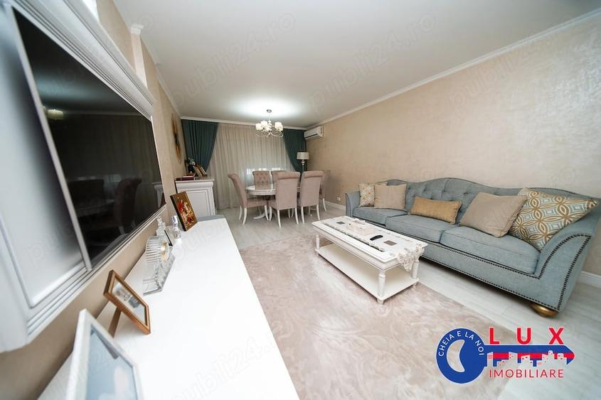 Apartament cu 3 camere decomandat în Ultracentral