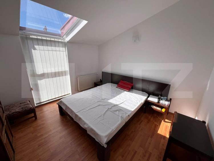 Duplex cu 5 camere cu Canalizare în Bună Ziua