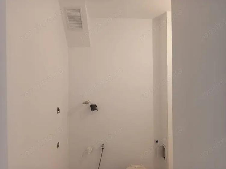 Apartament cu 2 camere decomandat în Horea