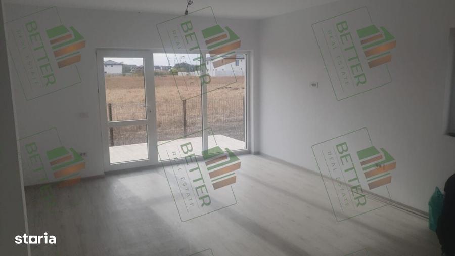 Casă cu 3 camere în Berceni