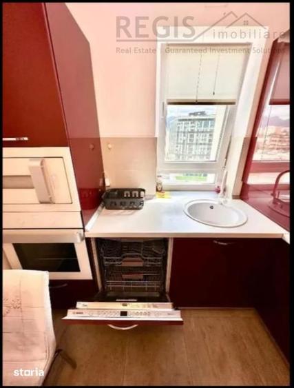 Apartament cu 3 camere, mobilat în Tractorul