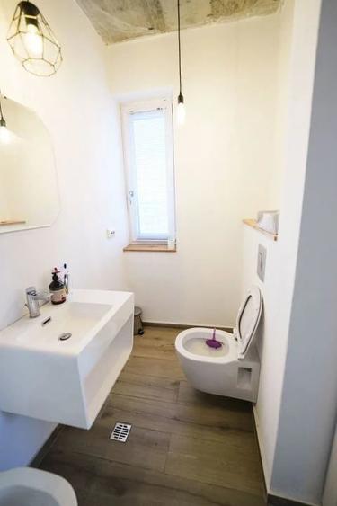 Apartament tip penthouse 3 camere cu priveli?te - 11