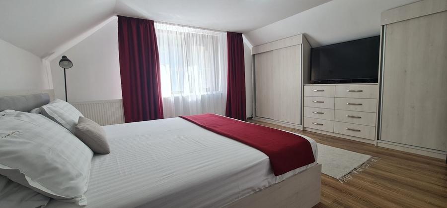 Casă individuală cu 3 camere cu Canalizare în Tărlungeni