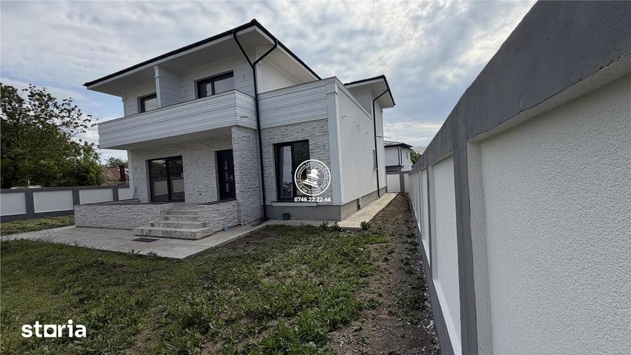 Casă cu 6 camere cu Teren 750 Mp în Aroneanu