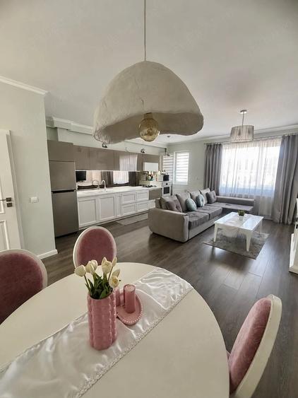Apartament cu 2 camere semidecomandat în Florești