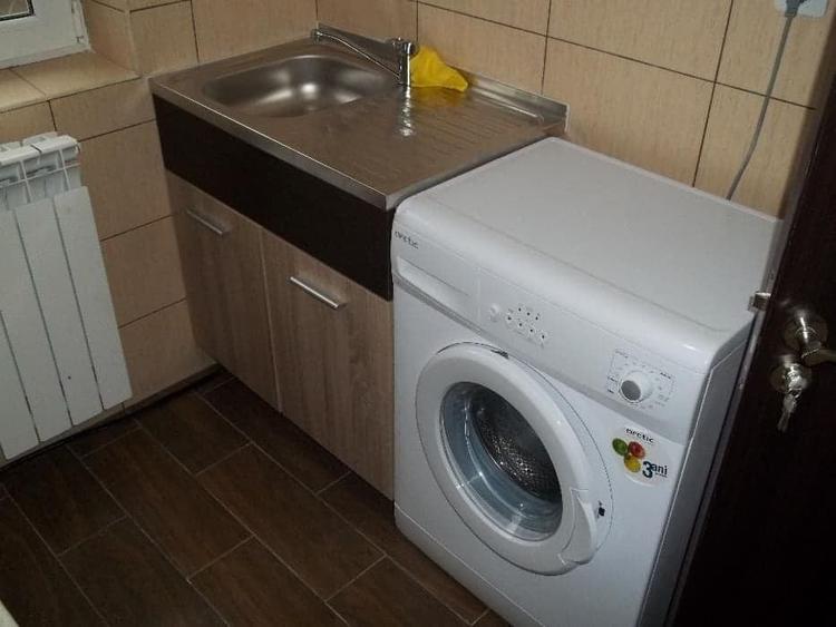Apartament cu 2 camere semidecomandat în Tomis III