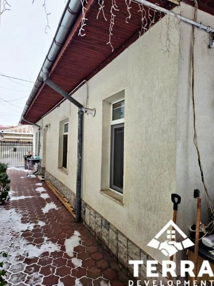 Casă cu 2 camere cu Canalizare în Capitol