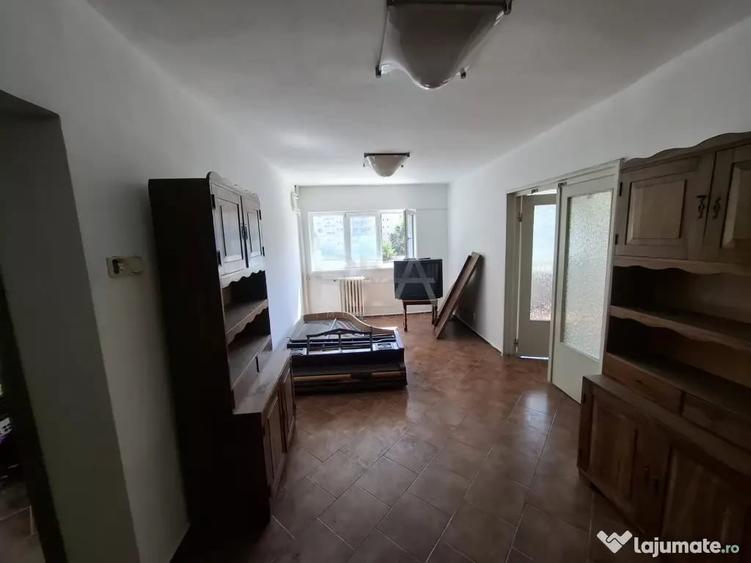 Apartament cu 3 camere decomandat în Gorjului
