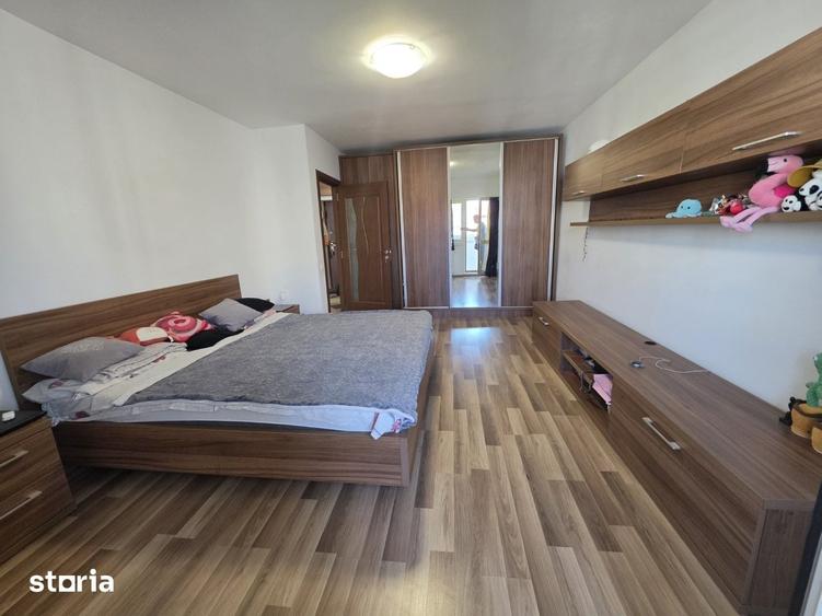 Ghica Tei, la Facultatea de Constructii, in bloc reabilitat,2 lifturi - 9
