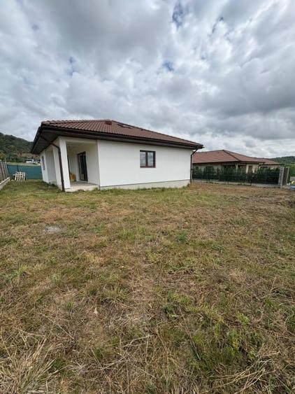 Casă individuală cu 3 camere cu Canalizare în Tăuții-Măgherăuș