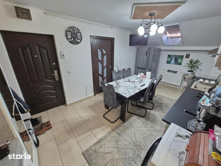 Apartament cu 3 camere decomandat, mobilat în Soarelui