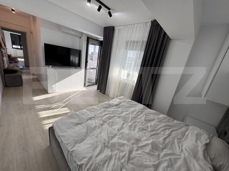 Apartament cu 3 camere decomandat, mobilat în Exterior Est