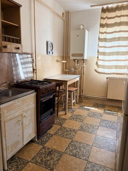 Apartament cu 3 camere decomandat în Vidin-Progresul