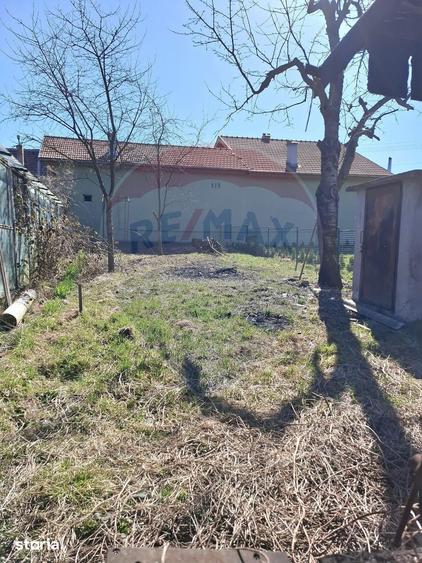 Casă cu 4 camere cu Teren 702 Mp în Axente Sever