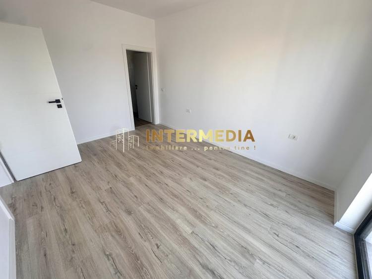 Casă individuală cu 3 camere cu Canalizare în Micești