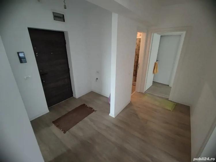 Apartament cu 3 camere decomandat în Militari