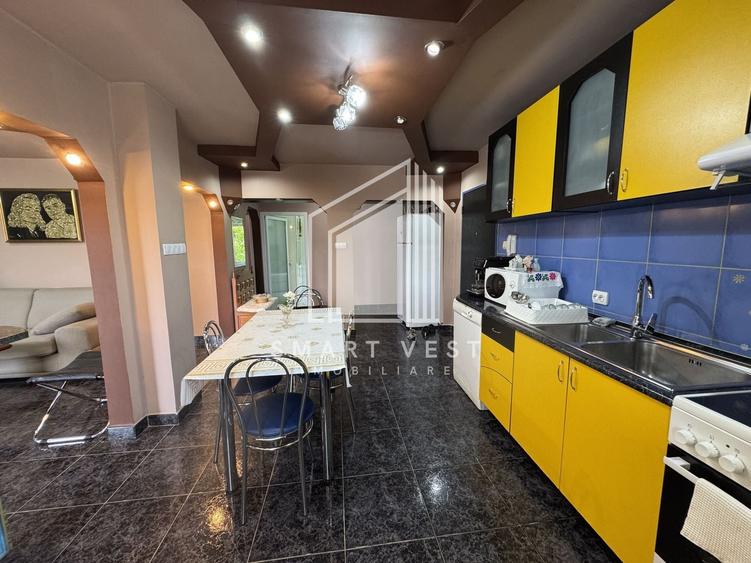 Apartament cu 4 camere decomandat în Micro 16