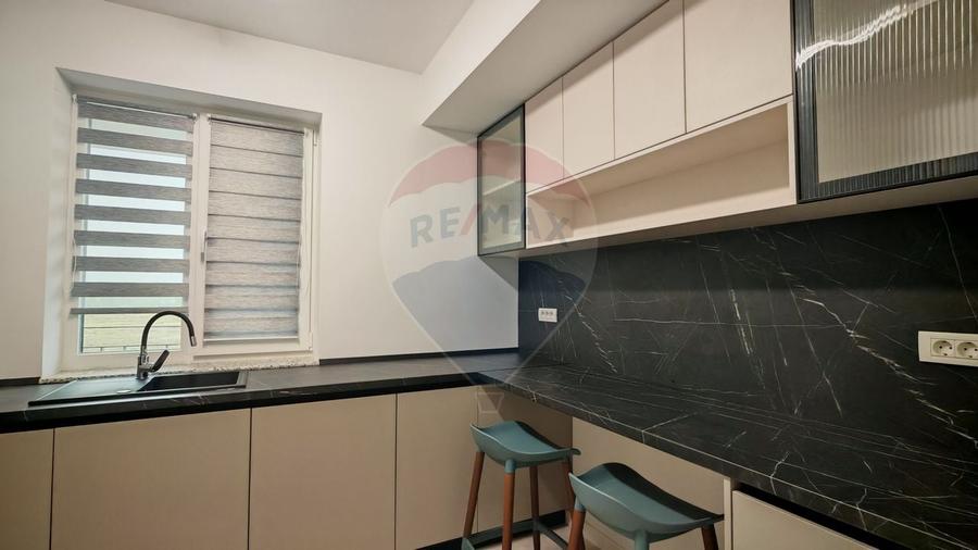Apartament cu 2 camere semidecomandat, mobilat în Tunari