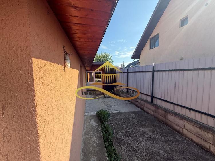 Casă individuală cu 2 camere cu Teren 460 Mp în Săucești
