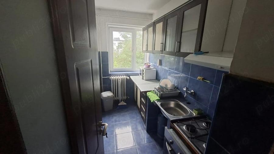 Apartament cu 2 camere semidecomandat în Km 4