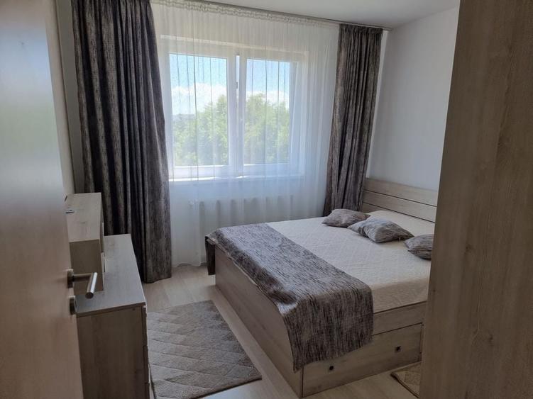 Apartament cu 2 camere decomandat în Exterior Vest