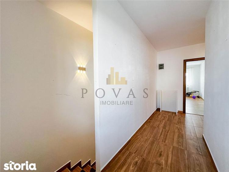 Casă cu 6 camere semidecomandat cu Teren 390 Mp în Tunari