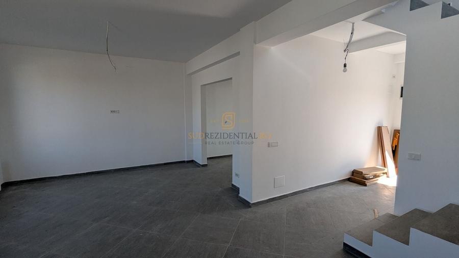 Duplex cu 5 camere cu Canalizare în Berceni