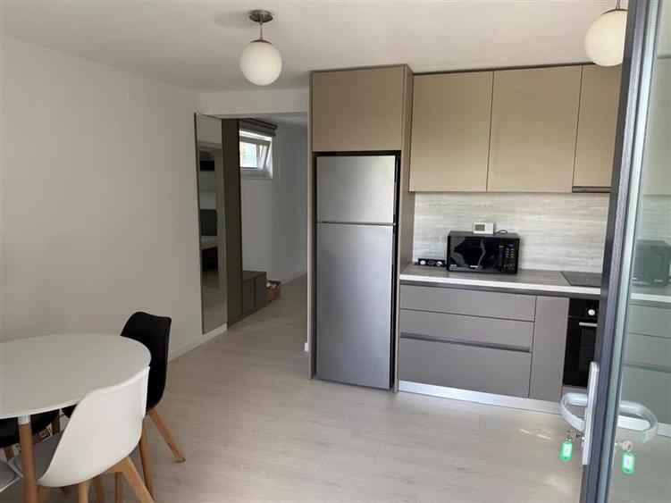 Apartament cu 2 camere circular, mobilat în Zorilor
