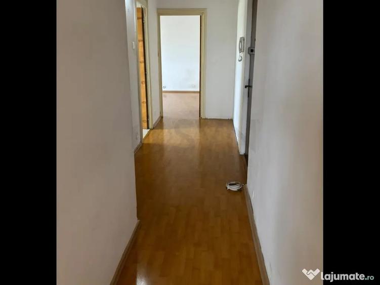 Apartament cu 2 camere decomandat în Aviației