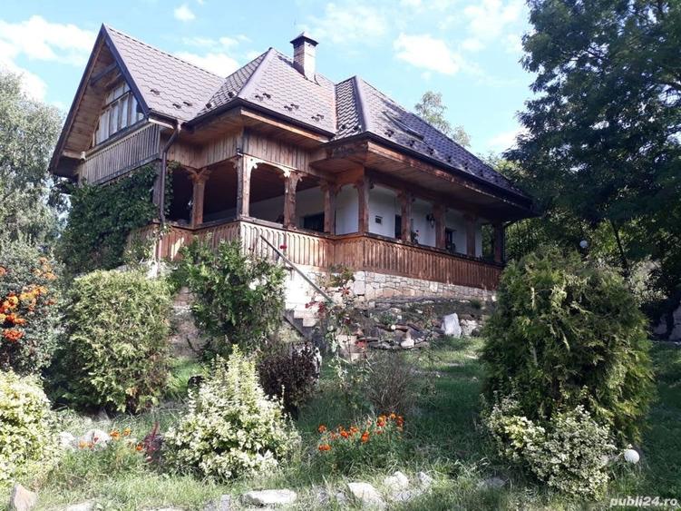 Casă cu 3 camere în Bonț