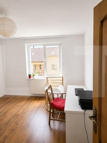 Apartament cu 3 camere decomandat, mobilat în Moșnița Nouă