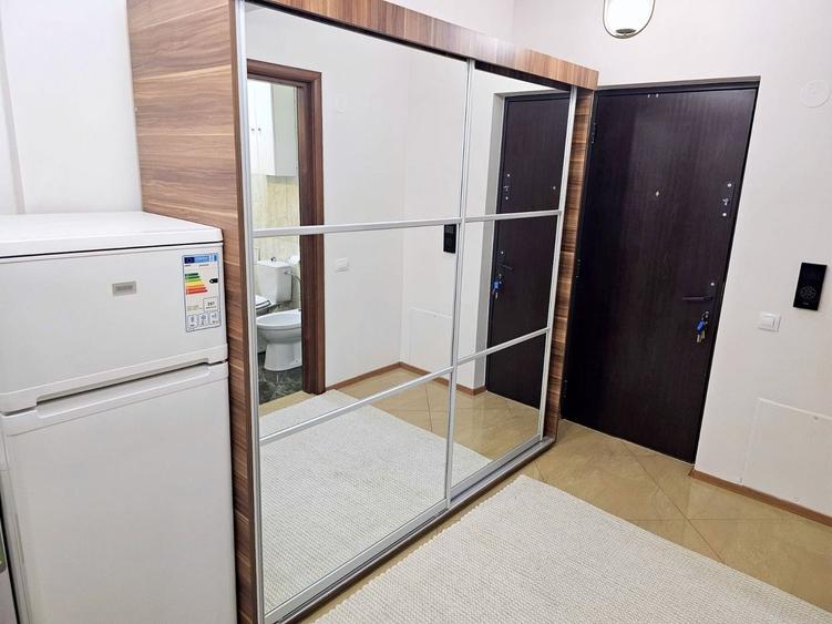 Garsonieră decomandată, mobilată în Bd. Coșbuc