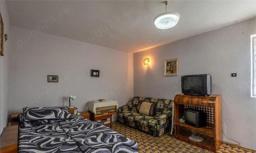 Casă cu 3 camere cu Teren 3800 Mp în Viperești