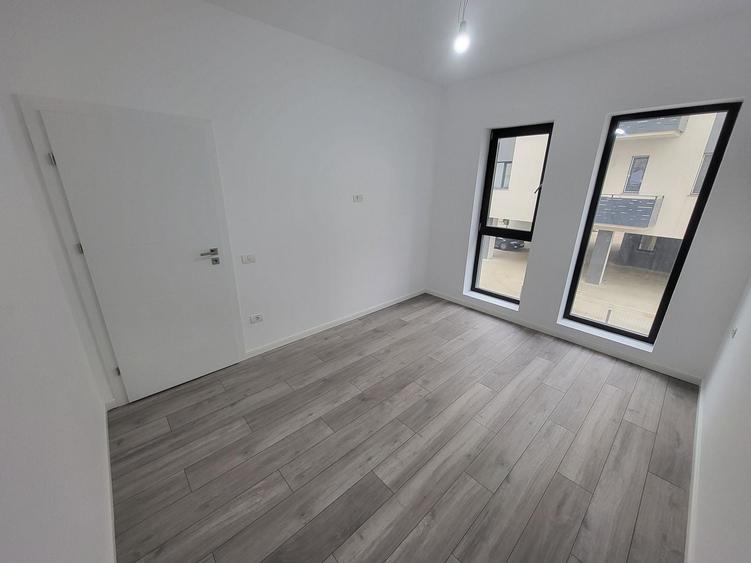 Apartament cu 2 camere semidecomandat în Giroc